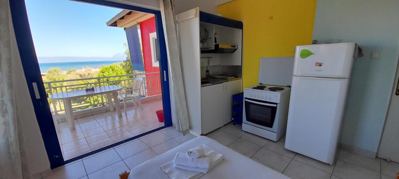 Lakkopetra Beach Apartments Lakopetra Екстериор снимка