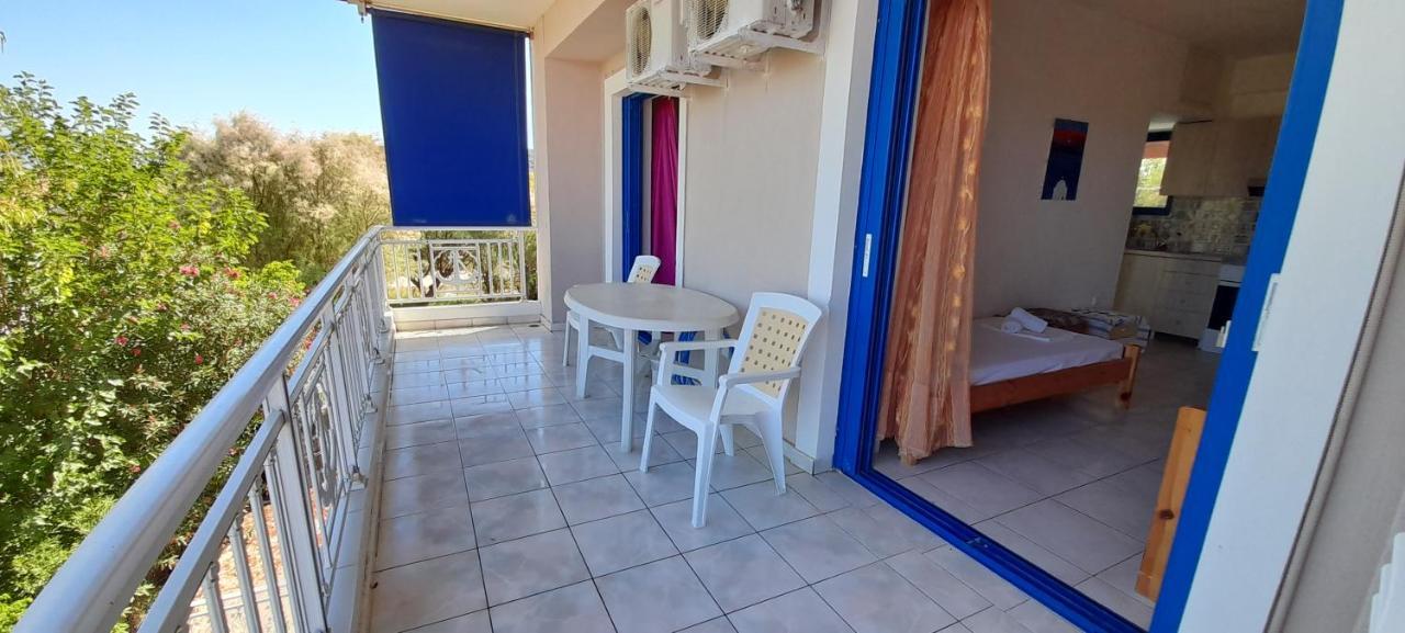 Lakkopetra Beach Apartments Lakopetra Екстериор снимка
